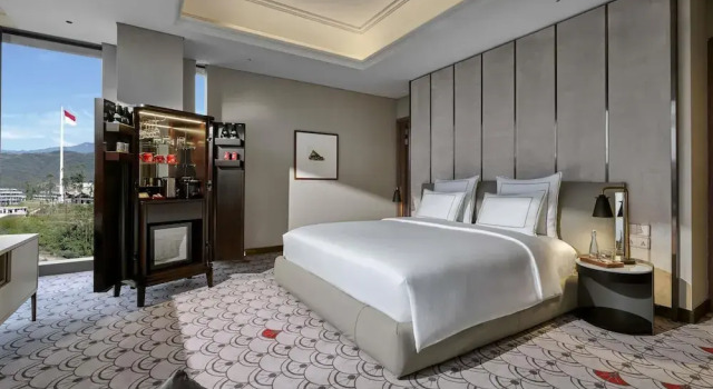 Двухместный люкс Presidential Swissôtel Nusantara