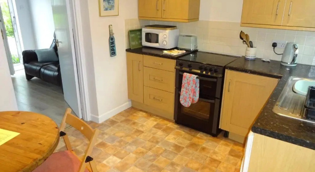 Cottage Wayside
