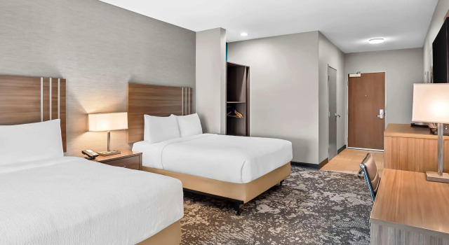 Четырёхместный номер Standard Best Western San Bernardino Hotel