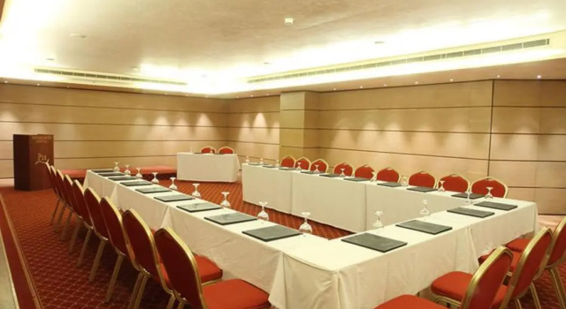 Promenade Hotel, Prenota Hotel Hotel e alloggi a Hazmieh, Hotel