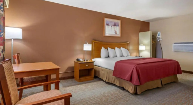 Номер Standard с балконом Best Western Canyon De Chelly Inn