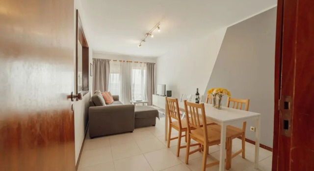 Коттедж Espinho Modern 3 Bedroom Apartment by Vacationy
