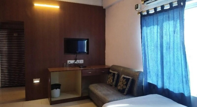 Capital O 8801 Hotel JS Tower, Réserver Hôtel Hôtels 3 étoiles à Dibrugarh, 3*