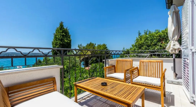 Апартаменты с видом на море Apartments La Mirage