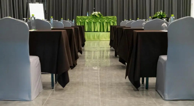 S Ram Leisure Hotel