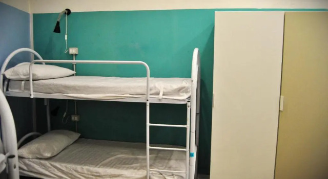 Seng i sovesal Balarm Hostel