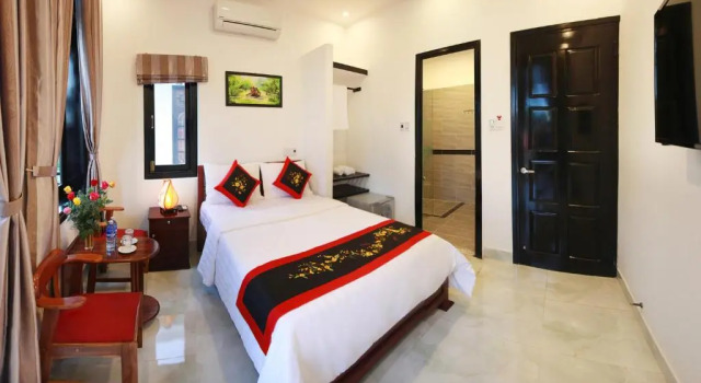 Двухместный номер Deluxe с балконом Sunny Garden Homestay