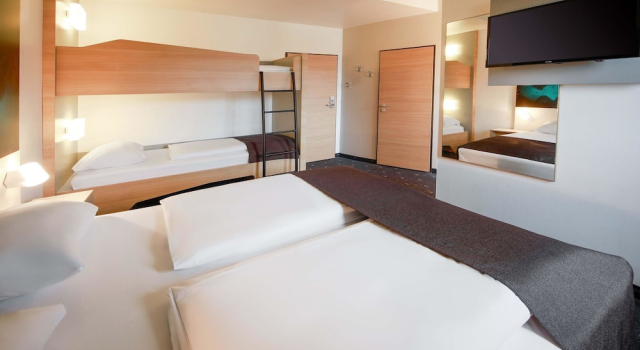 Четырёхместный номер Standard B&B Hotel Jena