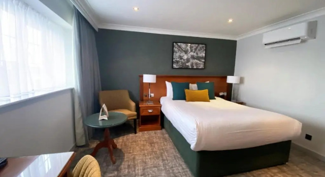Двухместный номер Executive Crowne Plaza East Midlands Airport by IHG