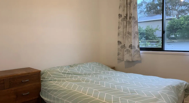 Beachside Bach, Rezerwuj Hotel Hotele w Auckland Region z parkingiem, Parking