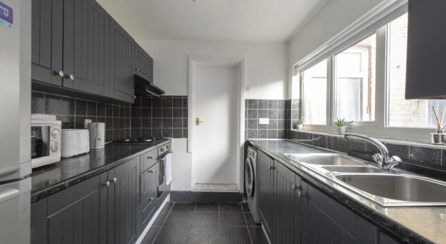 Коттедж Fortified Three Bedroom Home