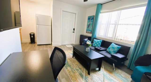 Вилла Premium Delight Retreat Apt 4 Min Walk to Beach