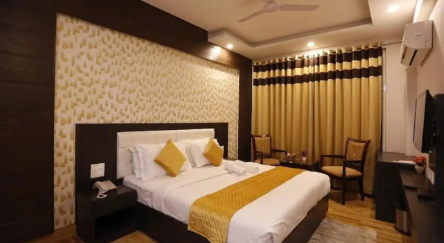 Номер Royal Paradise Ganga - A River Side Hotel