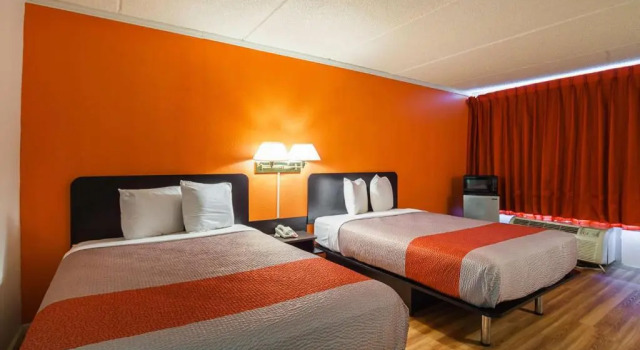 Четырёхместный номер Standard Motel 6-Tifton, GA