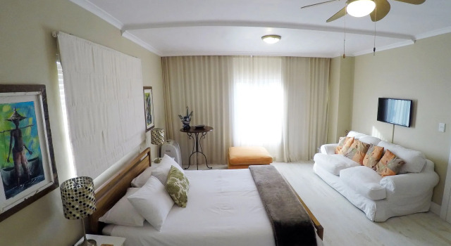 Dolphin Inn Guest House