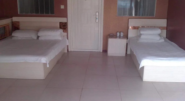 Grassland Phoenix Business Inn, Book Hotel Hotels in Inner Mongolia with Parking, Parking