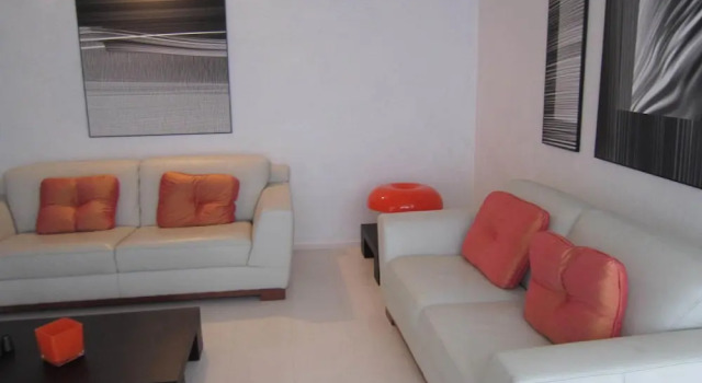 A Designer Apartment in a Residence With a Garden in the Centre of Venice, Забронировать Апартаменты/квартира Каннареджо Венеция