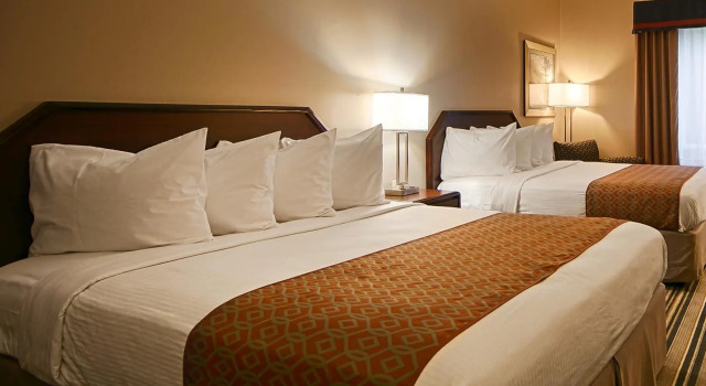 Четырёхместный номер Standard Comfort Inn & Suites Harrisburg-Hershey North