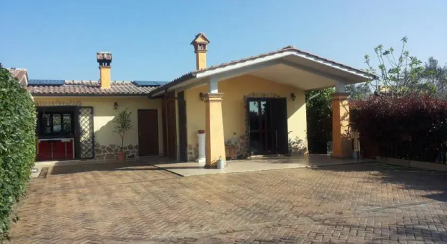 Roma Country House, Забронировать Отель Отели Лацио с бассейном, Бассейн