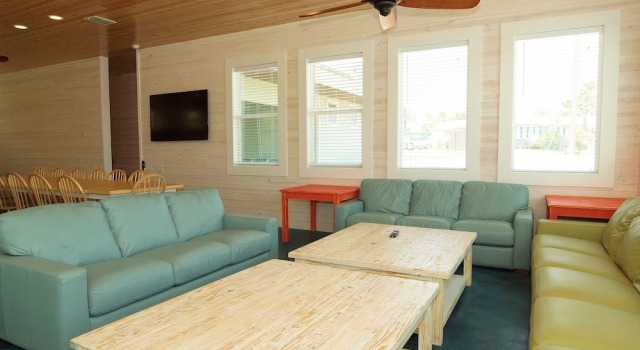 Beach Club 10 Bedroom Home, Забронировать Отель Отели Порт-Аранзас 3 звезды, рядом с Leonabelle Turnbull Birding Center, 3*