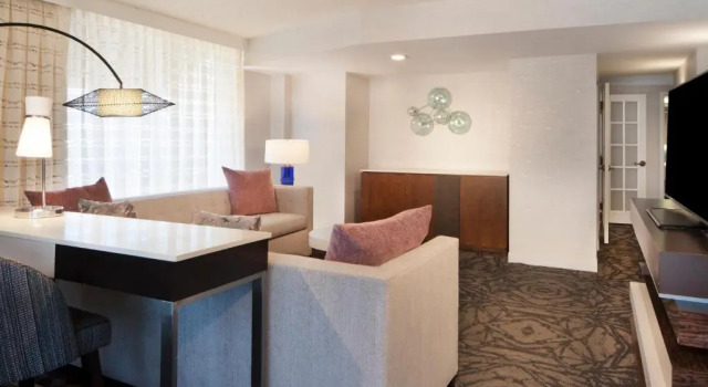 Полулюкс Executive The Westin Princeton at Forrestal Village