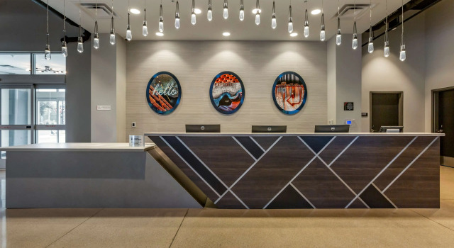 Vīb Hotel by Best Western Phoenix - Tempe, Забронировать Отель Пруд в Темпе Phoenix Metropolitan Area, рядом с Антропологический музей государственного университета Аризоны