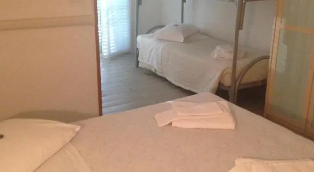 Четырёхместный номер Standard Hotel Carol
