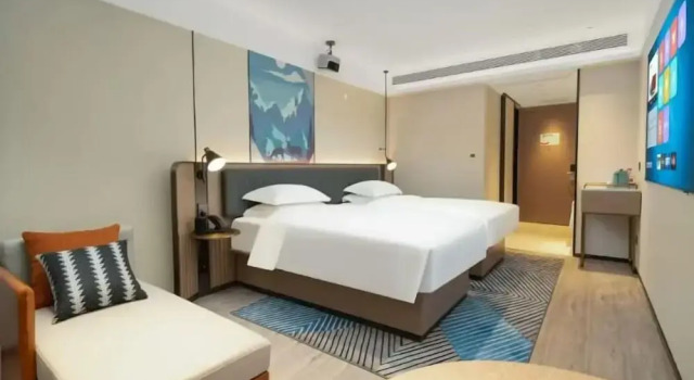 Двухместный номер Economy YishangHotel Huashisubway station branch