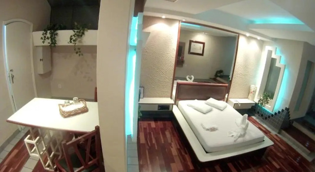 Flamboyant Hotel, Забронировать Мотель Лимейра штат Сан-Паулу