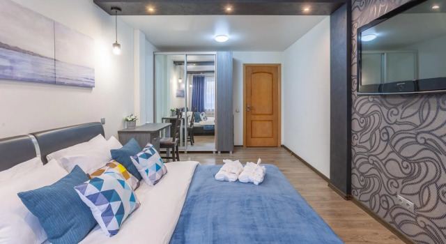 RentPlaza on 5th lane 100 building 1, Prenota Appartamento Hotel a Samara con parcheggio, Parcheggio