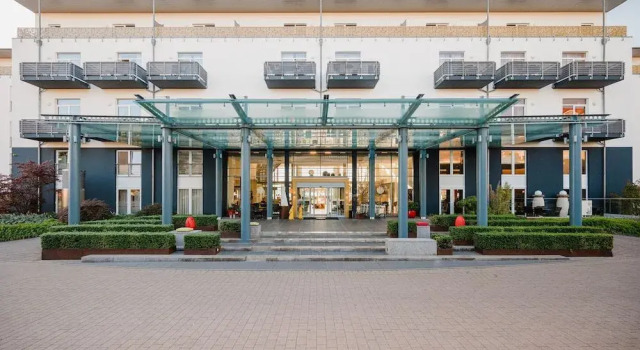 Resort Mark Brandenburg & Fontane Therme, 预订 度假村 诺伊鲁平 勃兰登堡州