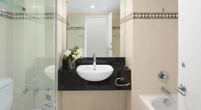 Четырёхместный семейный номер Standard с 2 комнатами Rydges World Square