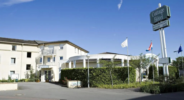 Cottage Logis Hôtel - Restaurant, Book Feriehus Dudelange 