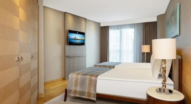 Suite Terrace с 3 комнатами с видом на Босфор CVK Park Bosphorus Hotel Istanbul