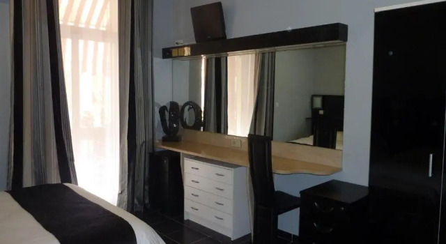 Четырёхместный номер Standard Hôtel Villa Boeri