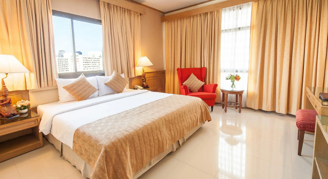 Люкс Presidential Pinnacle Lumpini Park Hotel