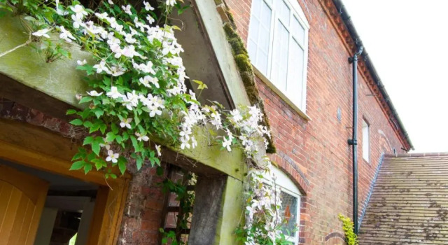 Pleasance Farm B&B, Забронировать Фермерский дом Отели Уорикшир с парковкой, Парковка
