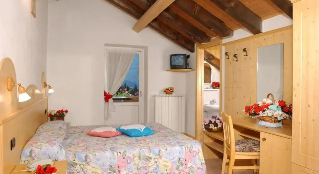 Двухместный номер Standard Hotel La Roccia