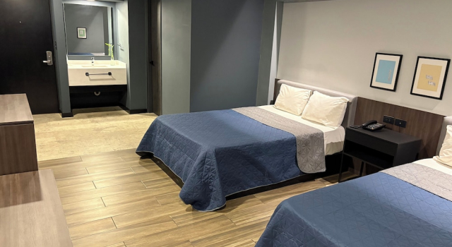 Четырёхместный номер Classic Hotel Le-Gar