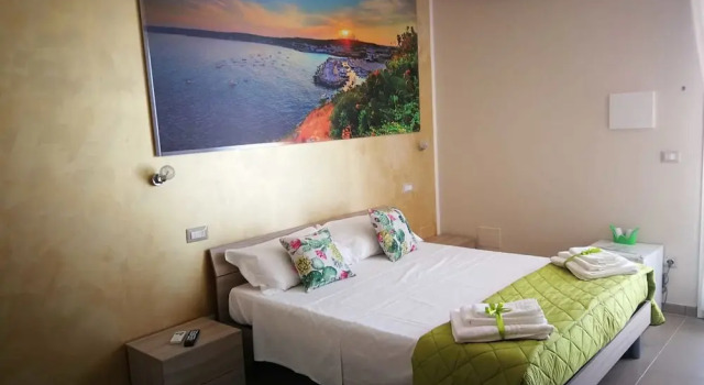 Aden B&B Salento, Book Bed and Breakfast Hoteller i Sannicola med parkering, Parkering
