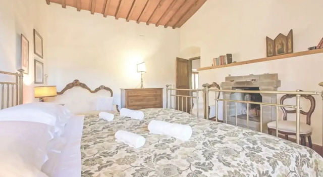 Вилла с 3 комнатами Casale Le Torri
