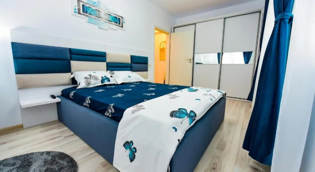 Апартаменты Sunset Maia Apartment