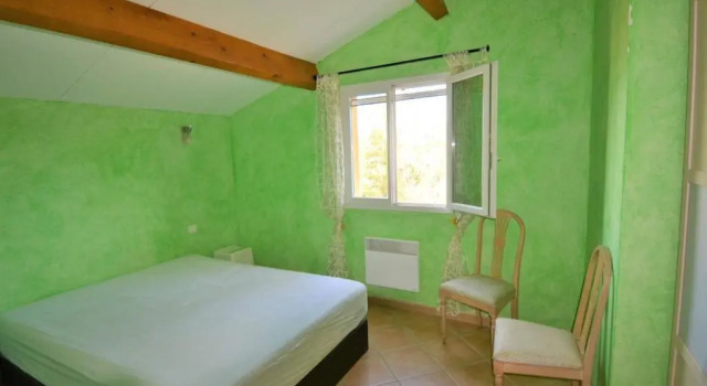 Maison Salavas, 4 pièces, 6 personnes - FR-1-382-38, Prenota Hotel Hotel a Alvernia con parcheggio, Parcheggio