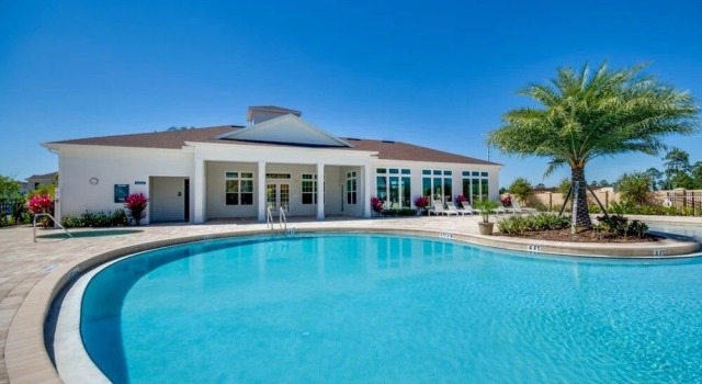 Amazing TownHouse! West Lucaya - 8903SHINE