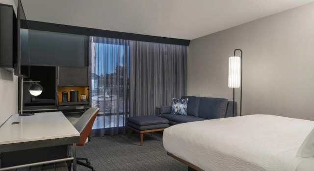 Двухместный номер Standard Courtyard by Marriott Richmond Scotts Addition