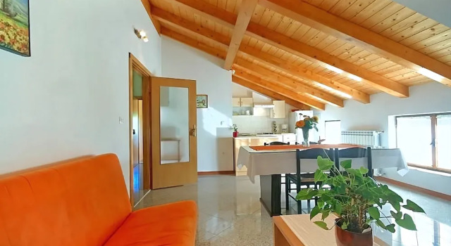 Two-Bedroom Apartment in Pomjan, Buchen Sie Ferienwohnung Hotels in Slowenisch Istrien mit Parkplatz, Parkplätze