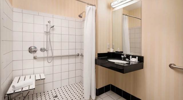 Студия Fairfield Inn & Suites by Marriott Visalia Tulare