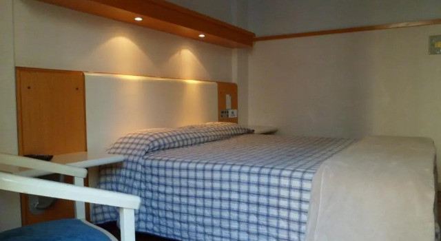 Трёхместный номер Standard Oscar Hotel