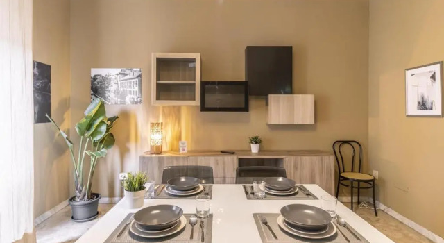 2 Bedrooms Apartment with balcony MilanRentals - Vigliani Apartments