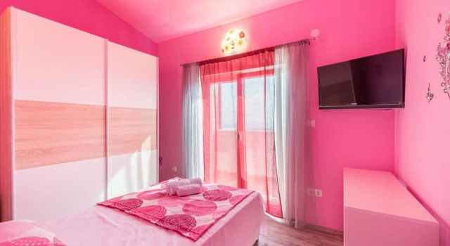 Enticing Villa in Ku?ine With Private Swimming Pool
